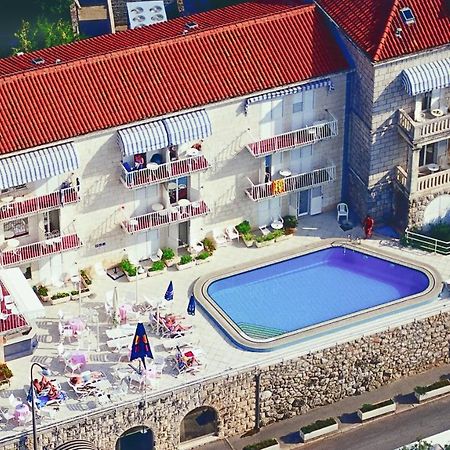 Hotel Komodor Dubrovnik Exterior photo